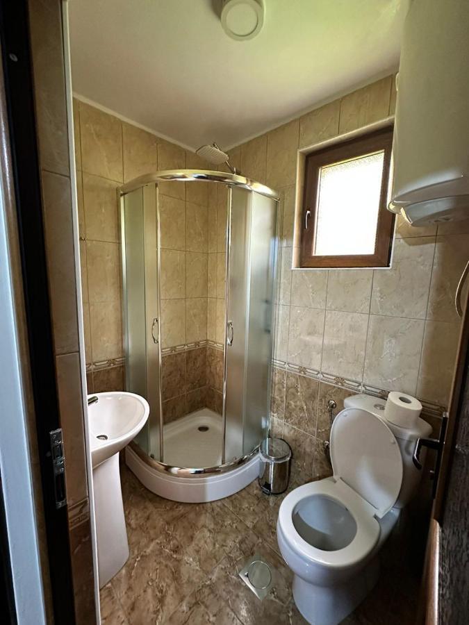 Residence Quku Valbones 外观 照片